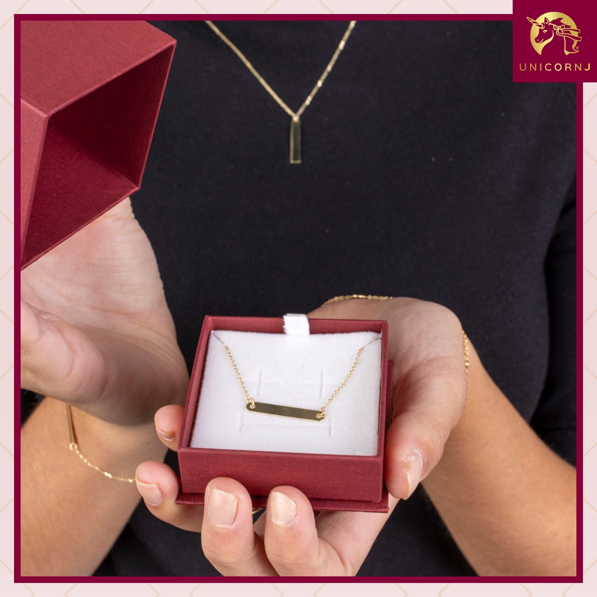14K Yellow Gold Engravable Personalized Horizontal Bar Pendant Necklace Polished Shiny on Cable Chain Italy